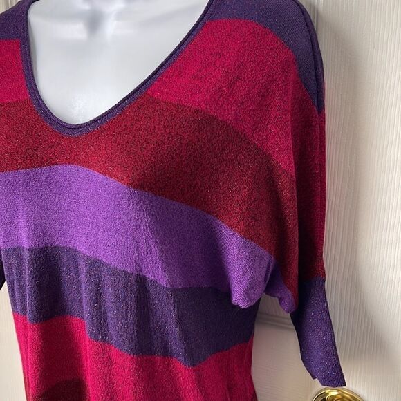 Beautiful button down sweater - Picture 2 of 3